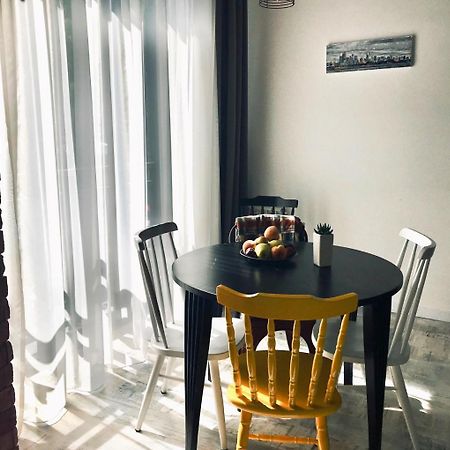 City Center Apartments By Happy Place Tbilisi ภายนอก รูปภาพ