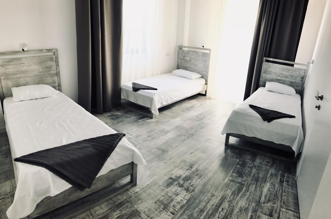 City Center Apartments By Happy Place Tbilisi ภายนอก รูปภาพ