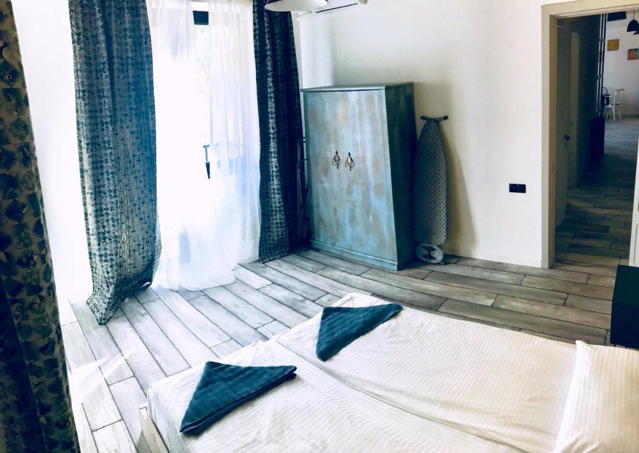 City Center Apartments By Happy Place Tbilisi ภายนอก รูปภาพ