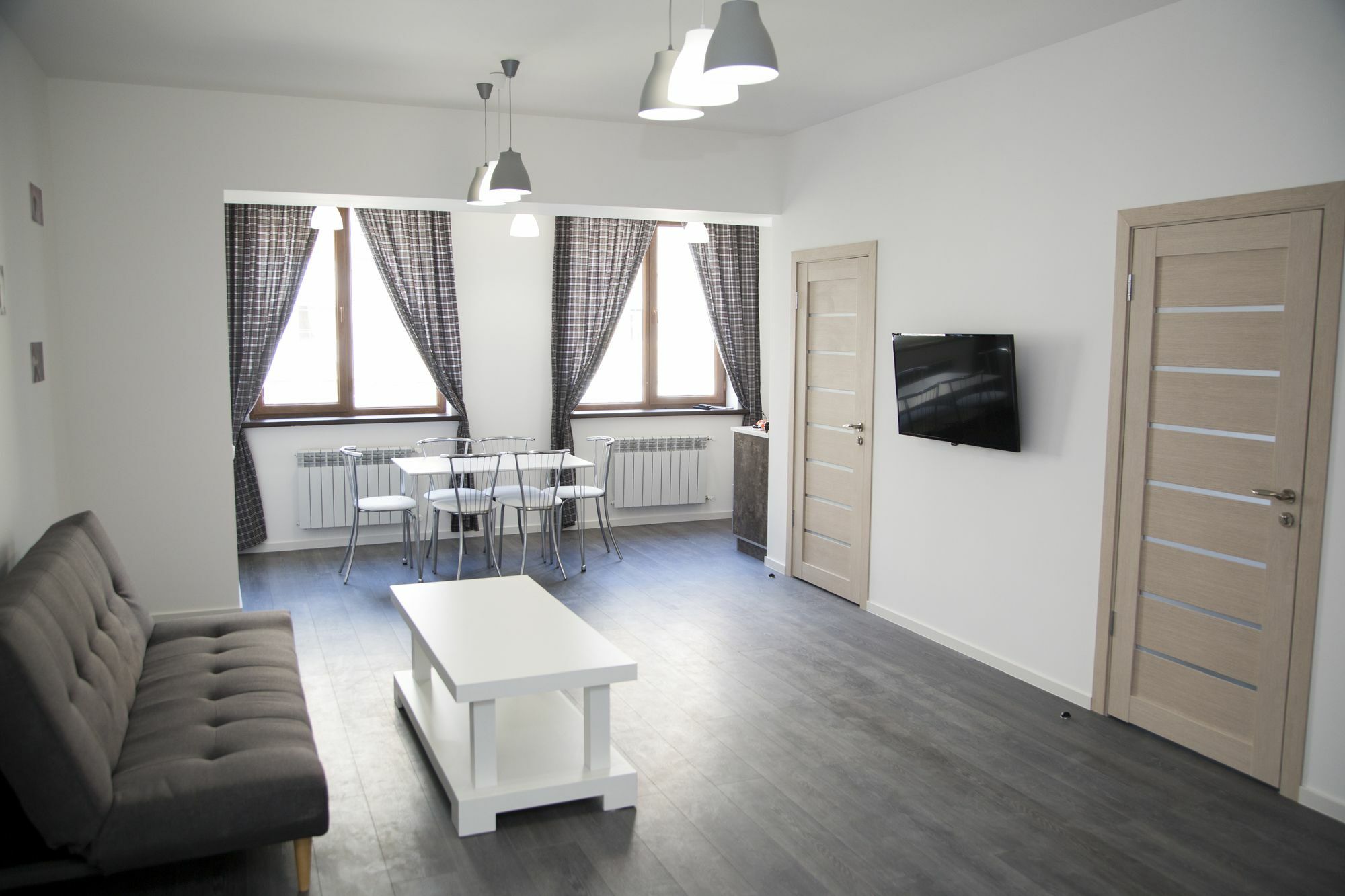 City Center Apartments By Happy Place Tbilisi ภายนอก รูปภาพ